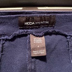 Size 4, Moda International jeans